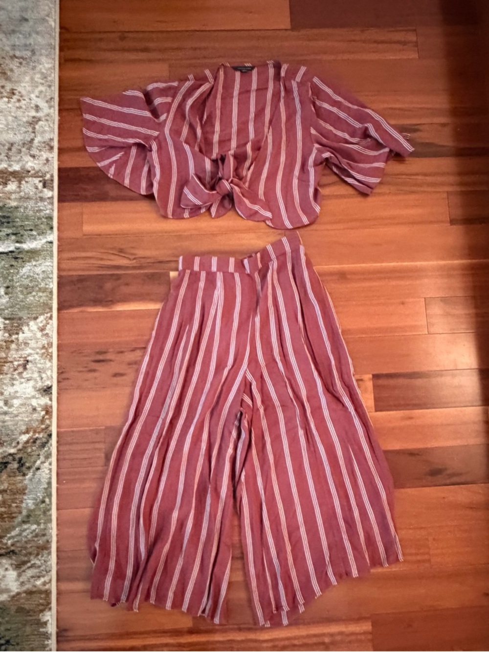 American Eagle Two piece set